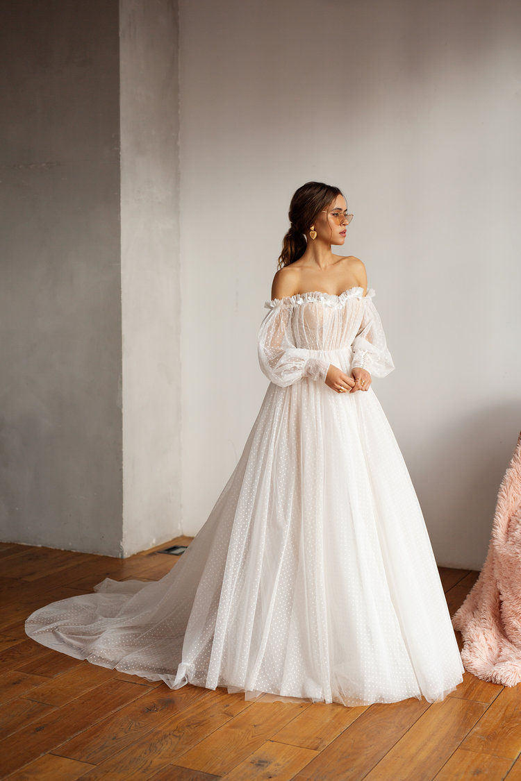 Миниатюра: ESTER