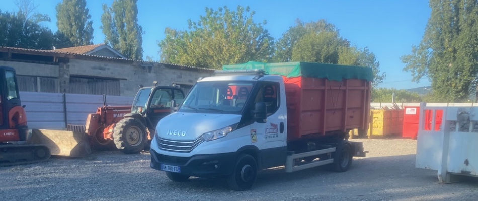 Location de Bennes Tout Venant dans le 69 et le 01