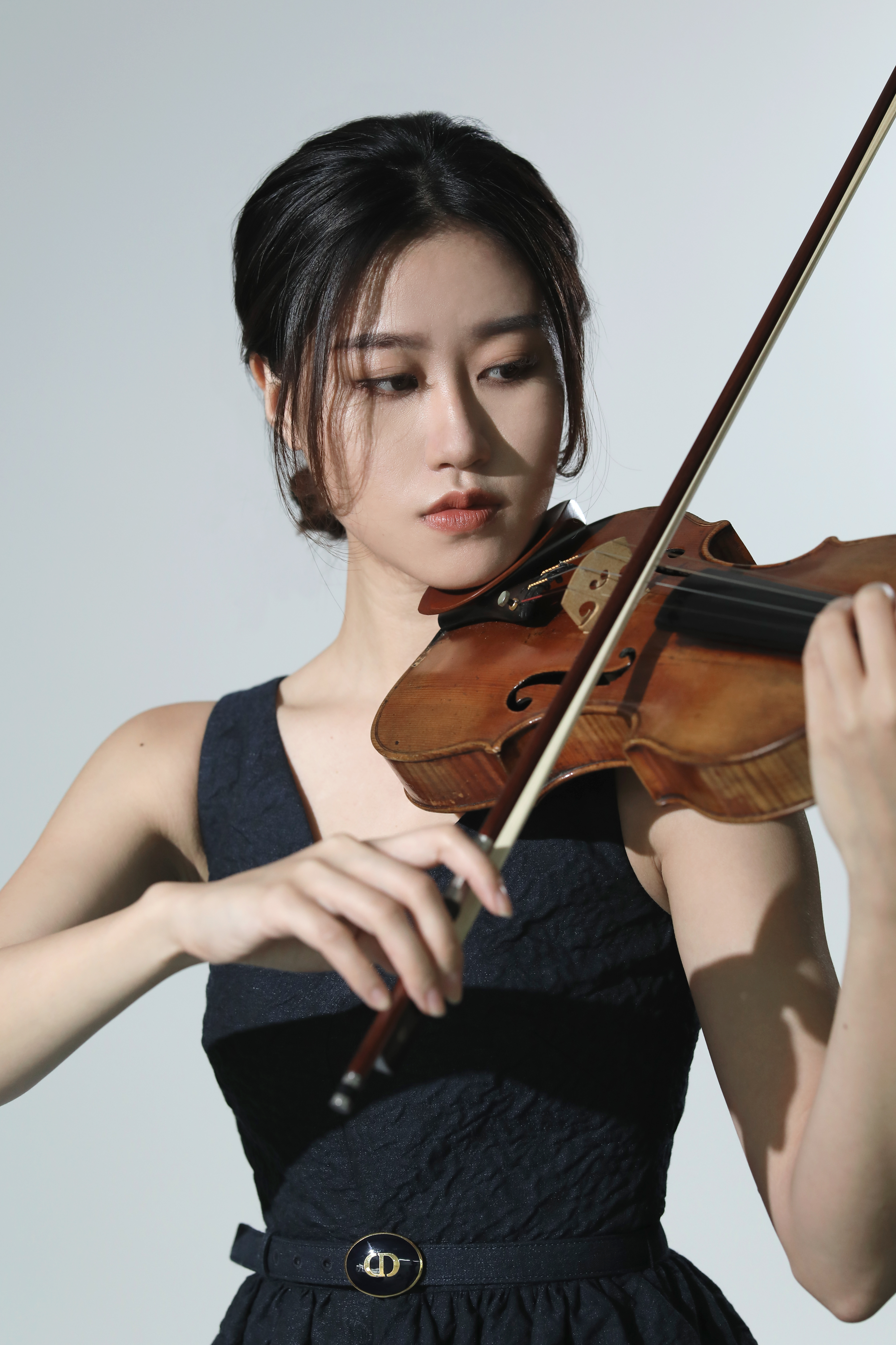 Scarlett Choi, violinist and music director