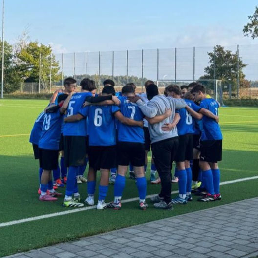 U19-2 begeistert bei Heimspielauftakt mit Kantersieg