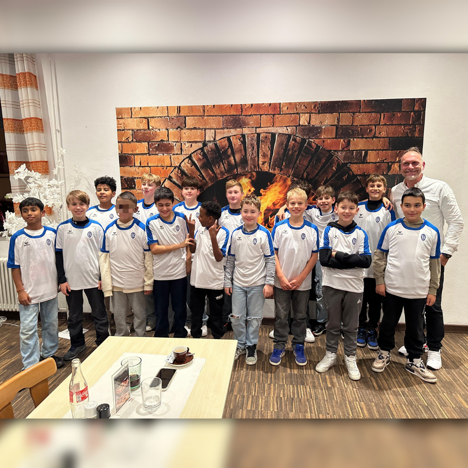 Stimmungsvolle Weihnachtsfeier der U12