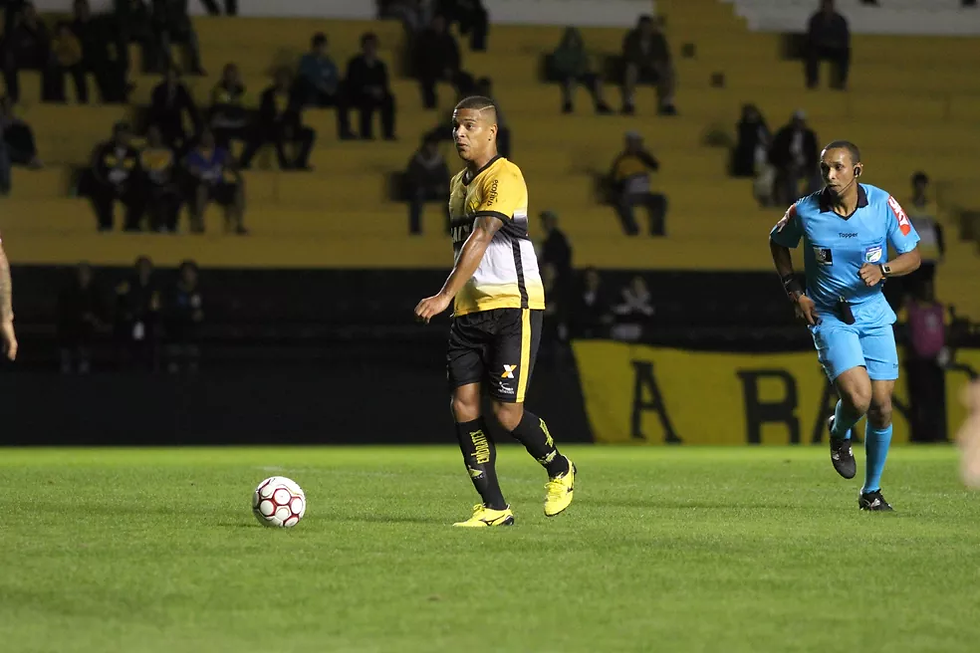 Jonatan Lima atuando pelo tigre