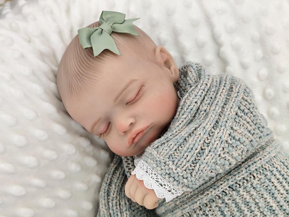 Miniatura: Muñeco realista Rosalie