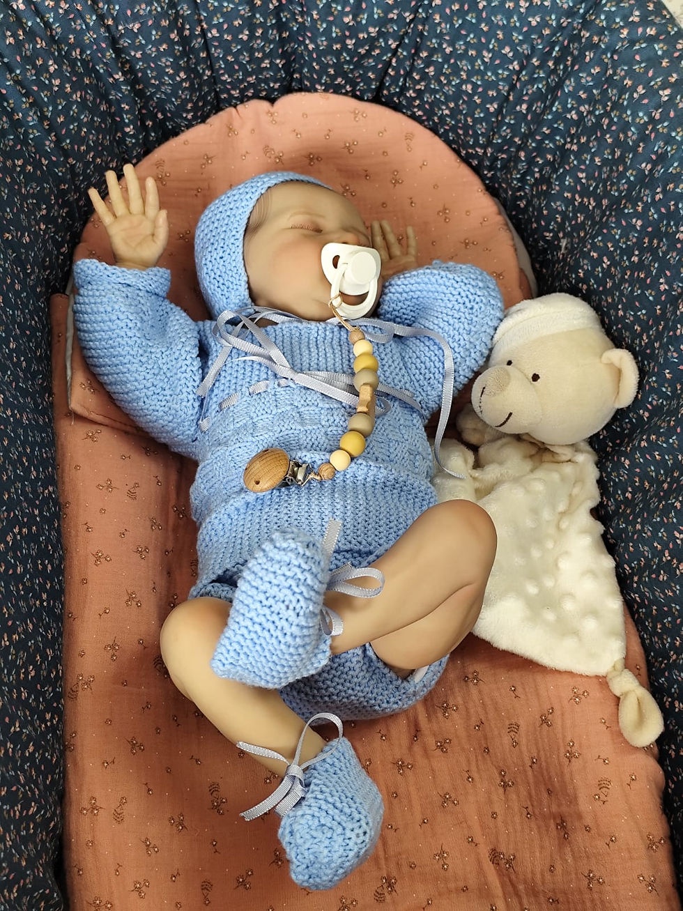 Miniatura: Muñeco realista Laura