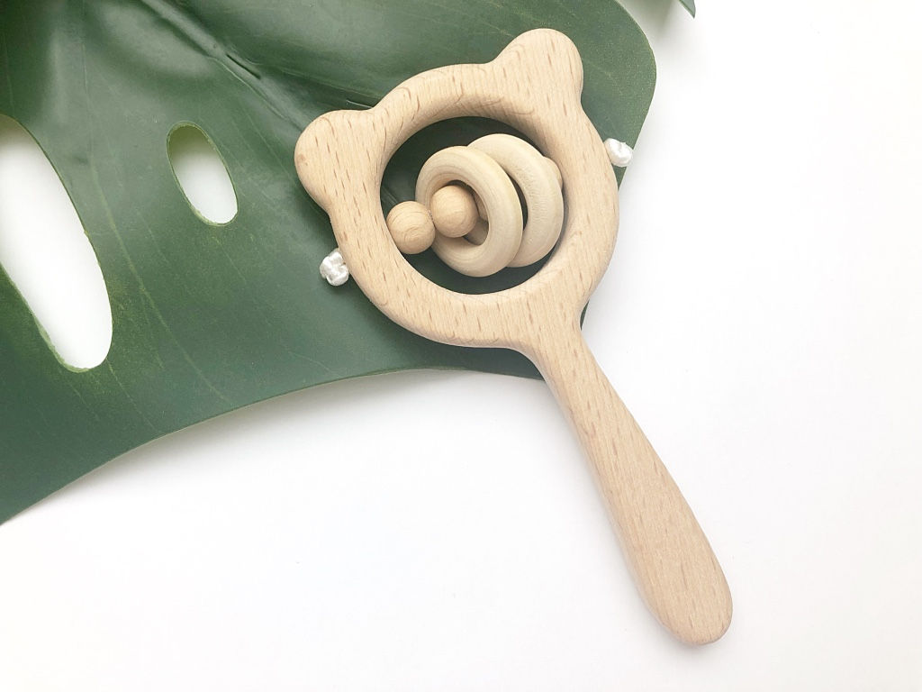 Houten bijtring/rammelaar Beer