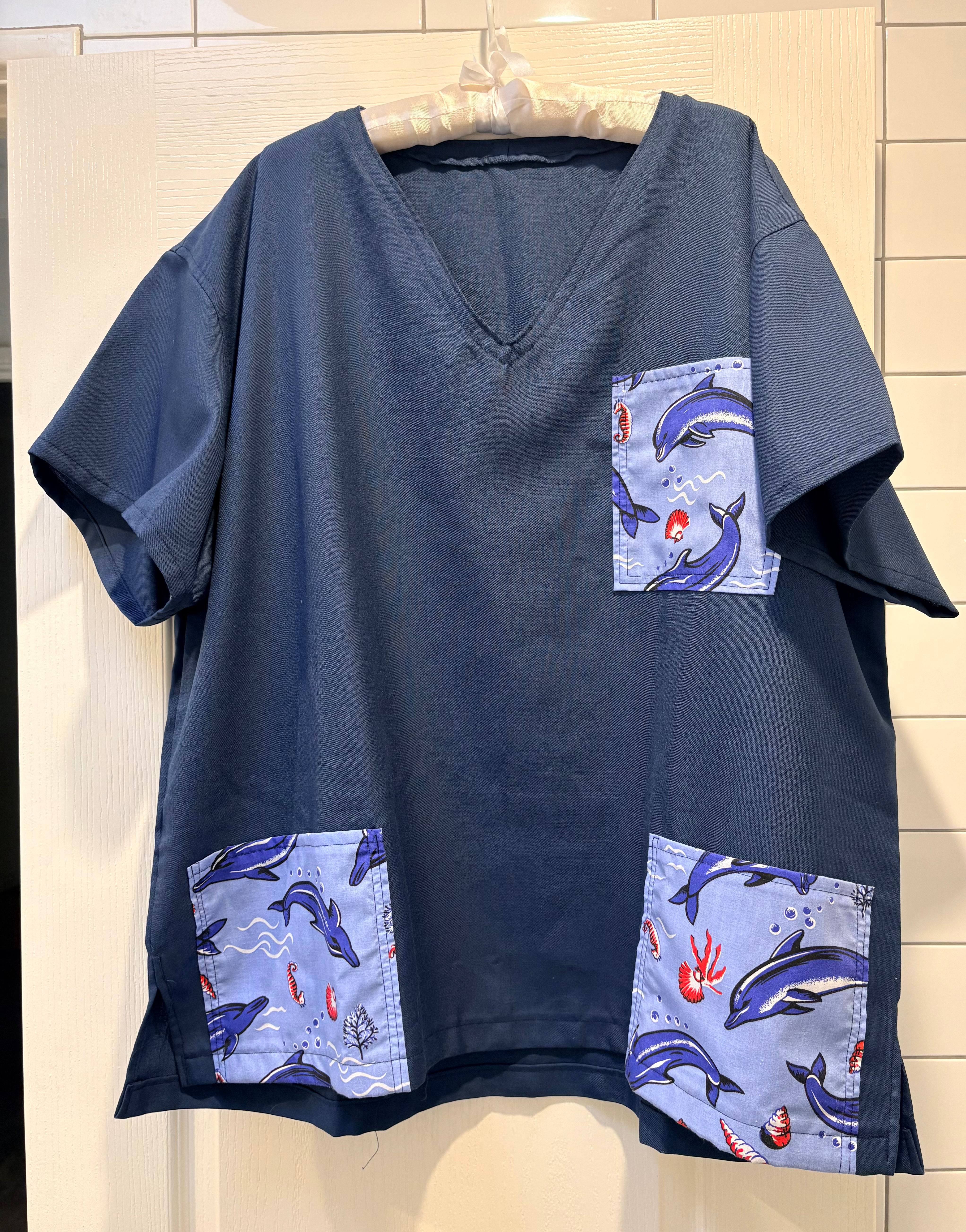 Scrub Top & Pant 4XL - dolphins