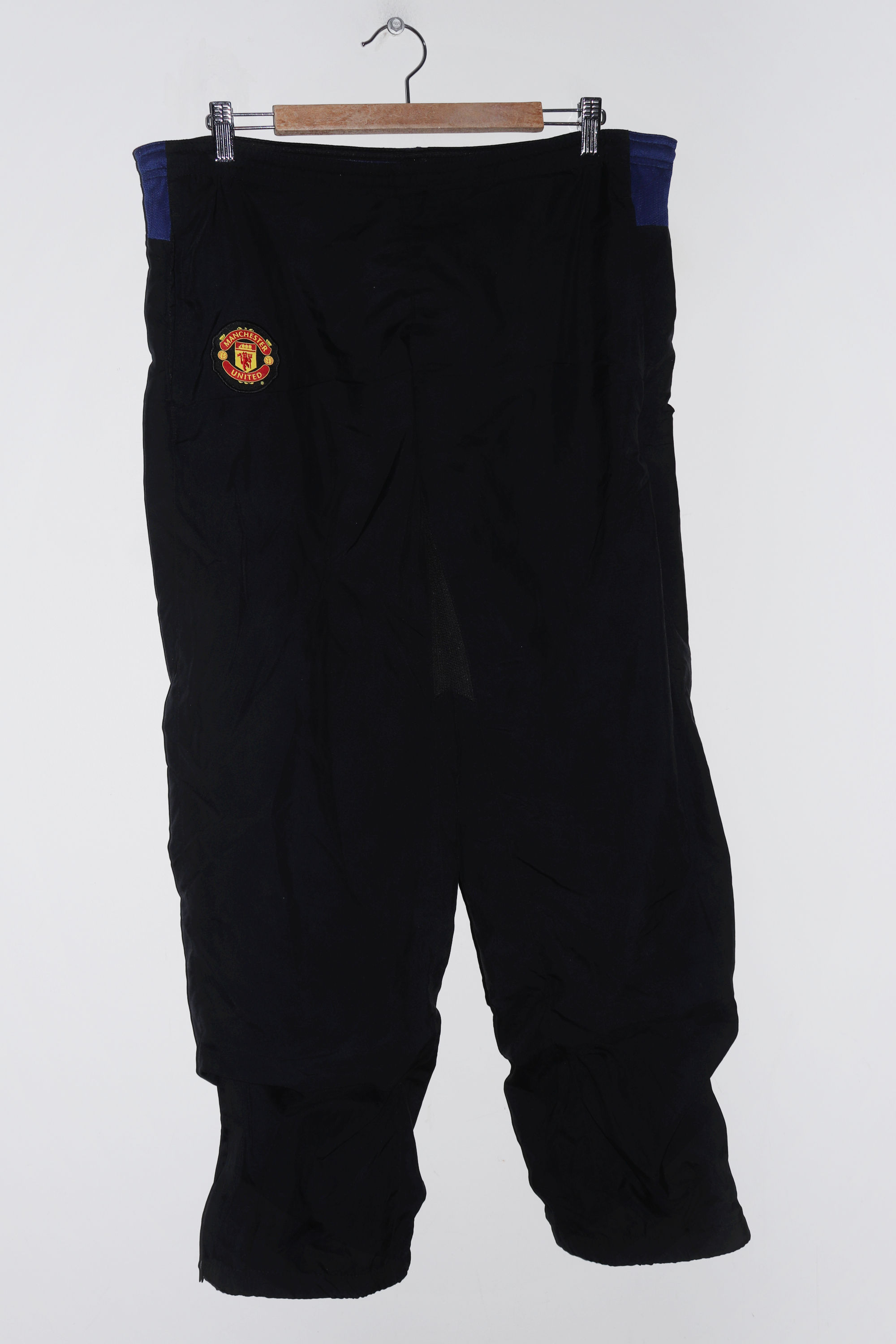 Vintage Nike Manchester United Football Training Track Pants (10-12)
