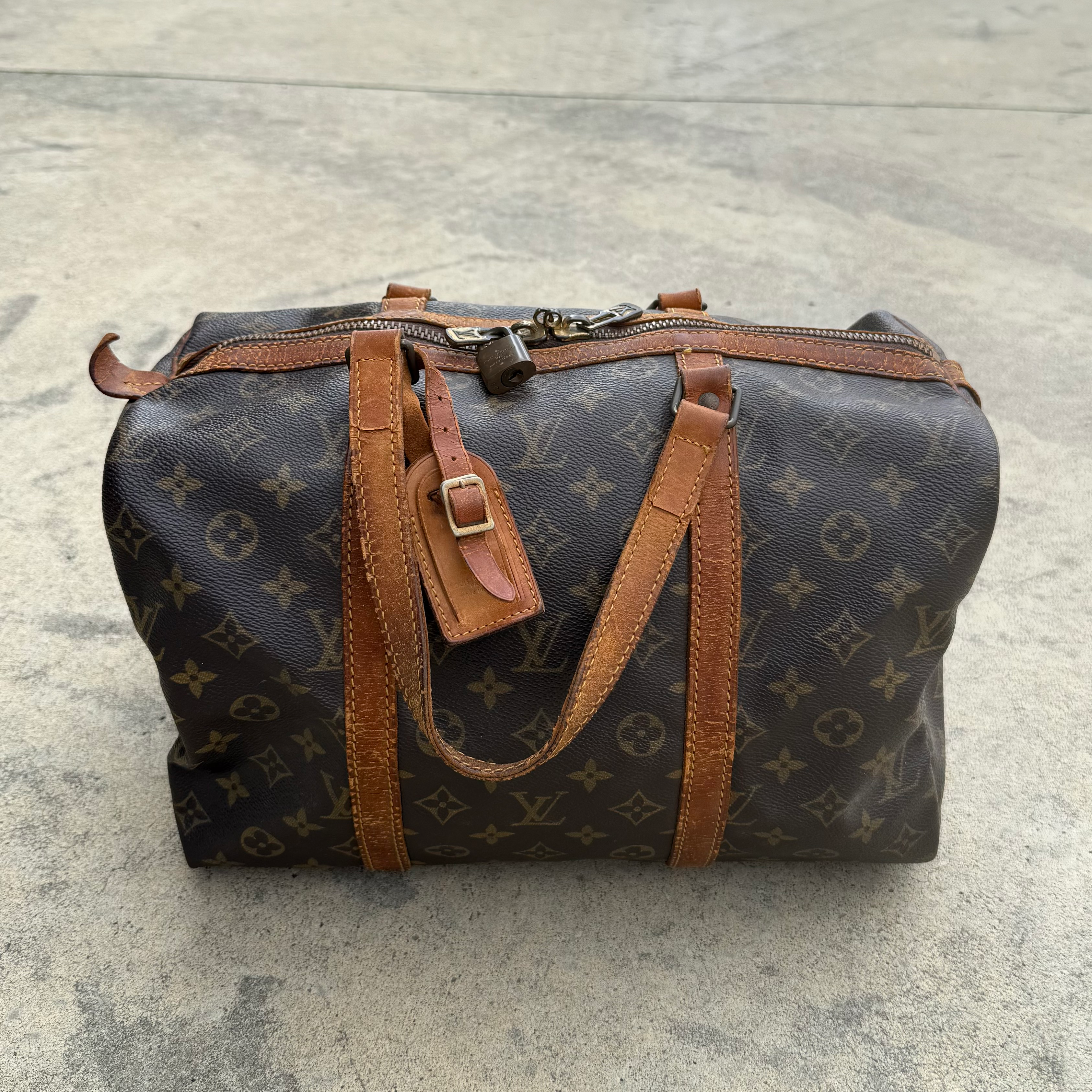 Vintage 80s Louis Vuitton Monogram Sac Souple 35 Duffle Bag (Rare)