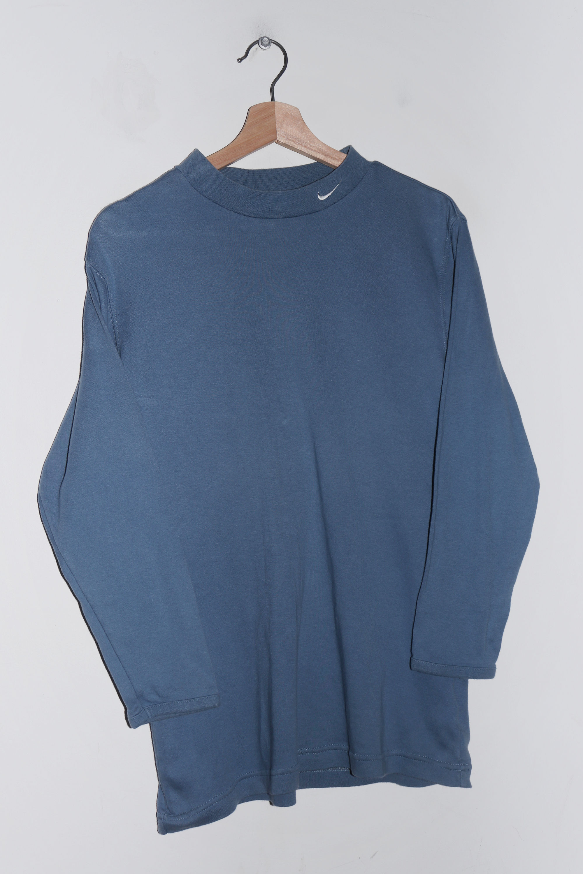 Vintage Nike Embroidered Mini Swoosh Mock Neck Long Sleeve (M)