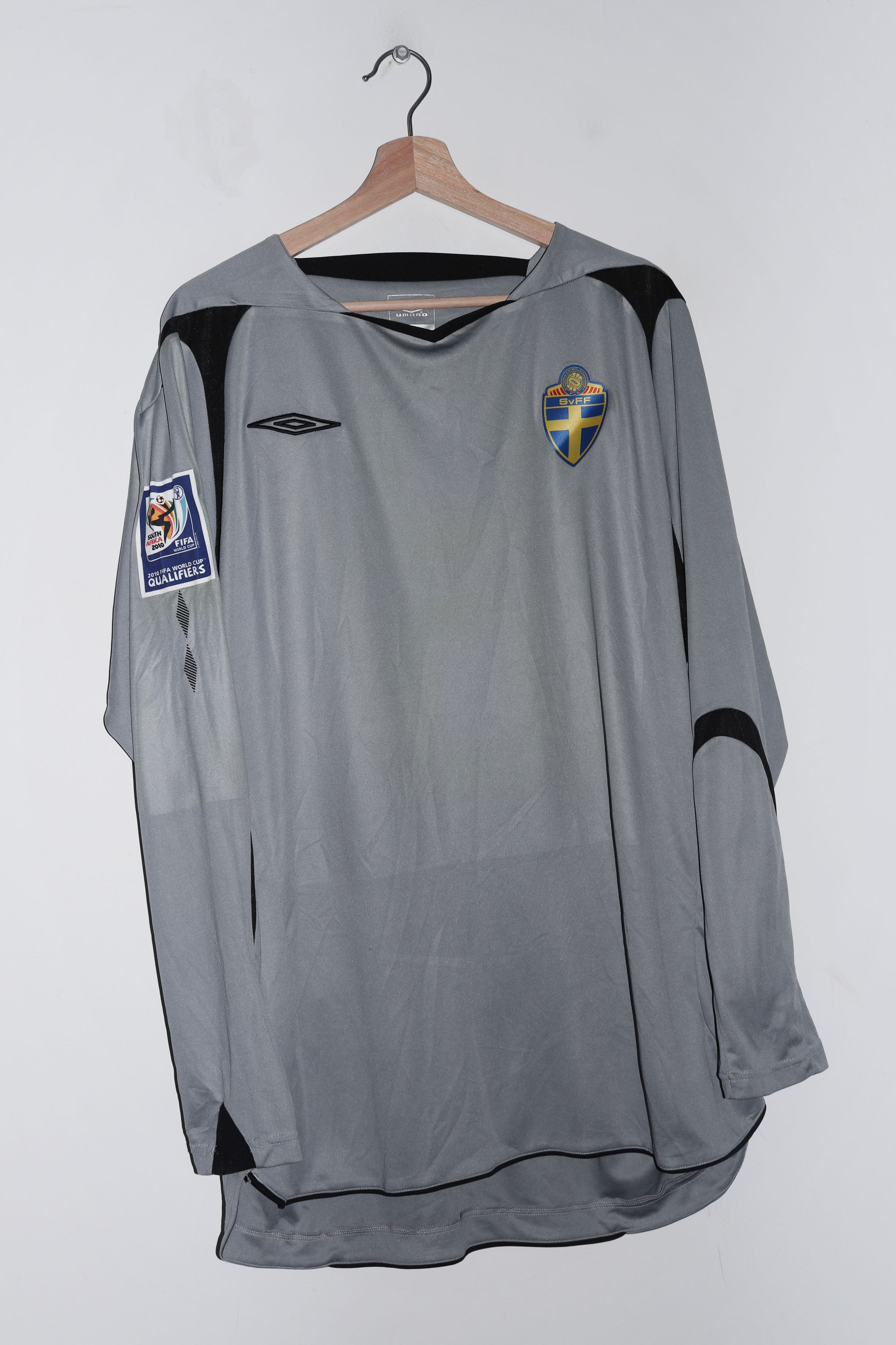 2010 World Cup Qualifiers Umbro Sweden Goalkeeper Kit Jersey (XL)