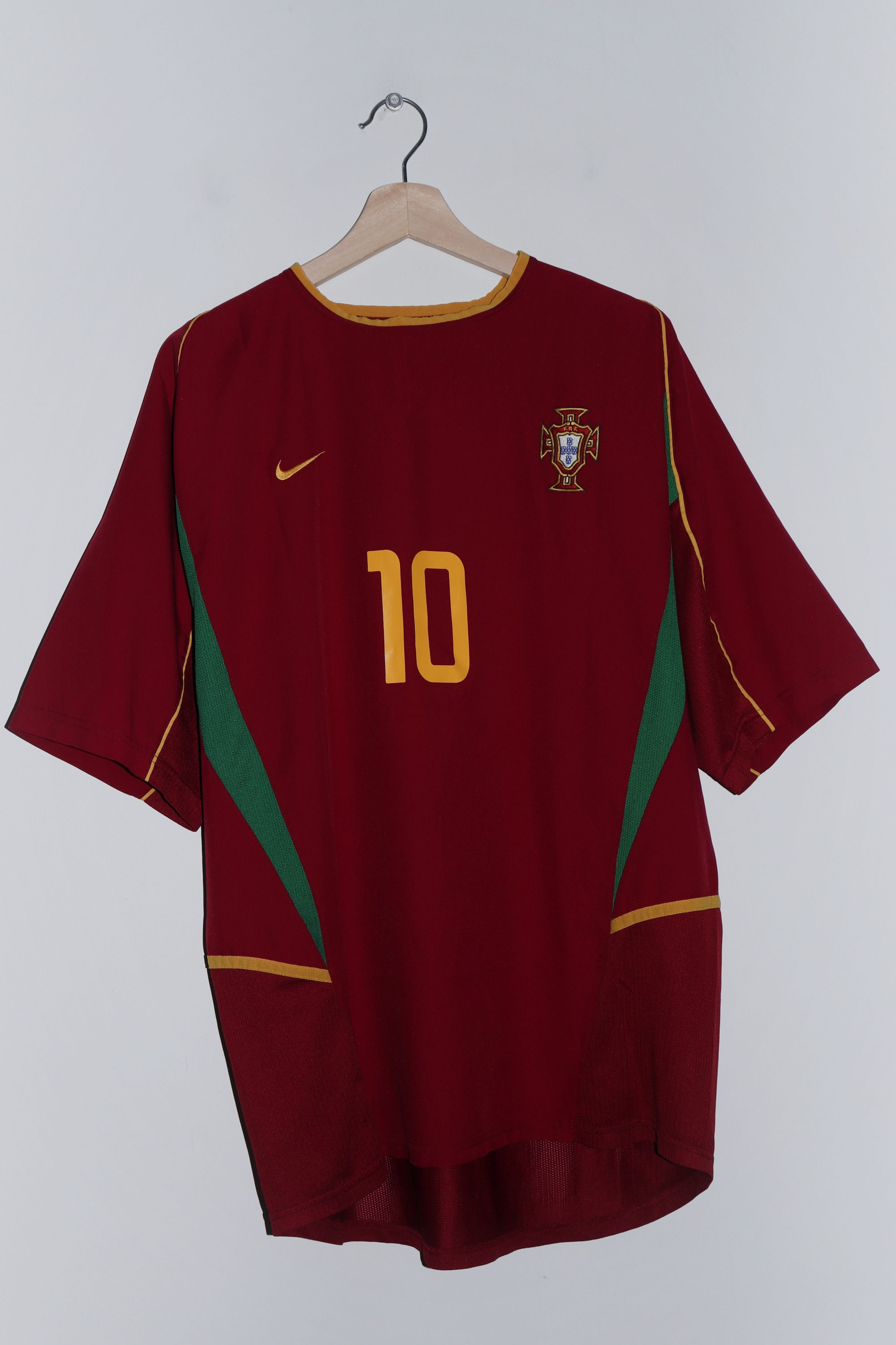 2002 World Cup Nike Portugal Home Kit #10 Rui Costa Jersey (Rare) (XL)