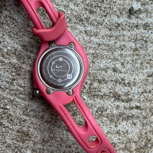 NIKE TRIAX SWEEPER ピンク Vintage Nike Triax Sweeper Mini Pink Analog Watch | Fresh