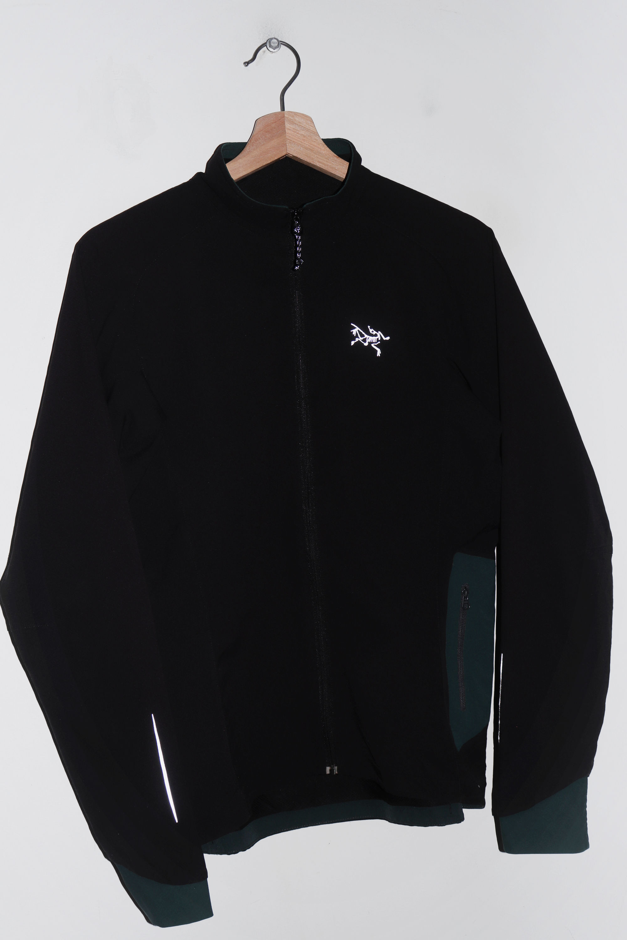 Old School Arcteryx High Reflective Logo Lightweight Outerwear Jacket (S/S-M)