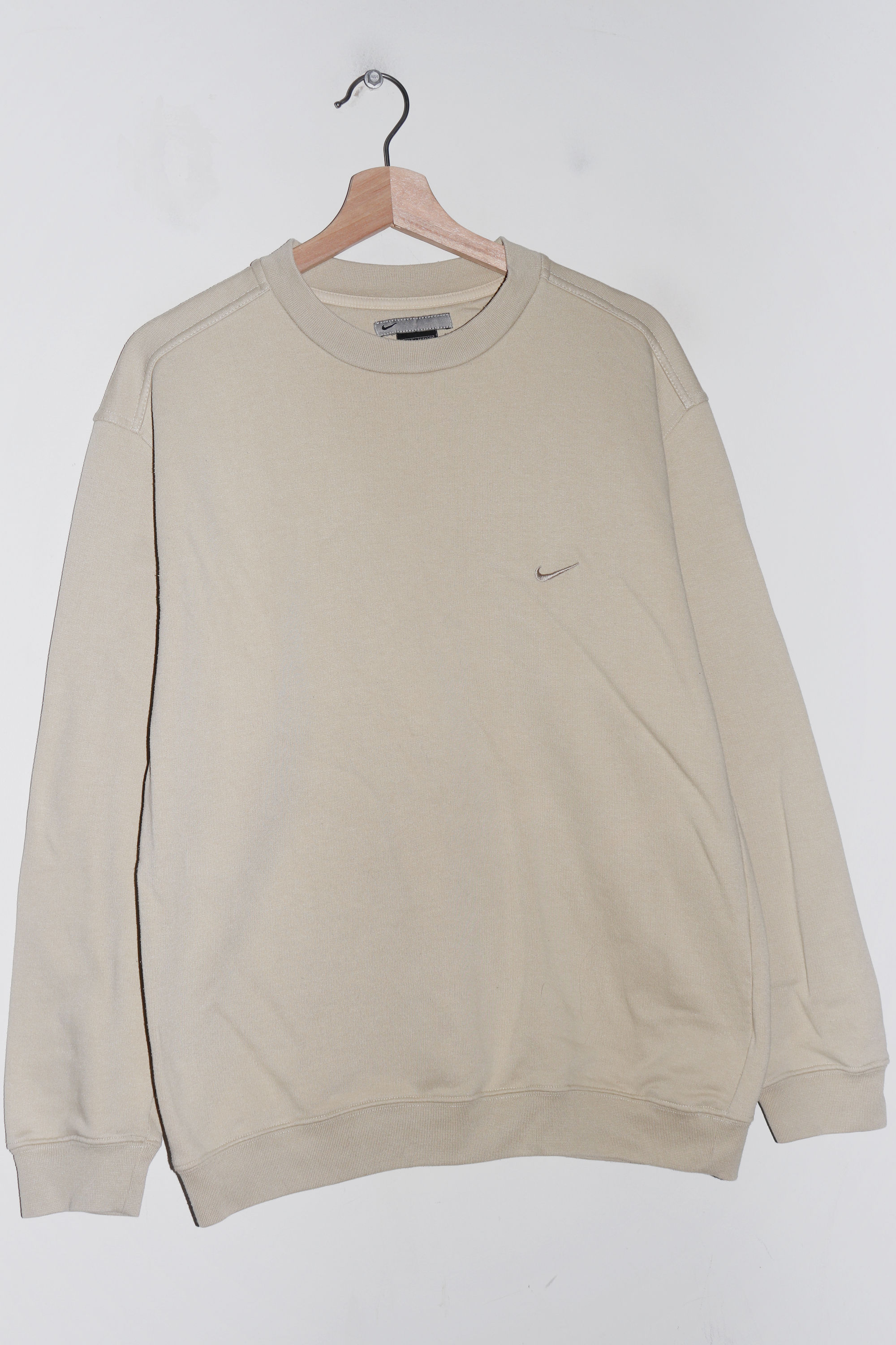 Vintage Nike Embroidered Mini Swoosh Cream Sweatshirt (M)