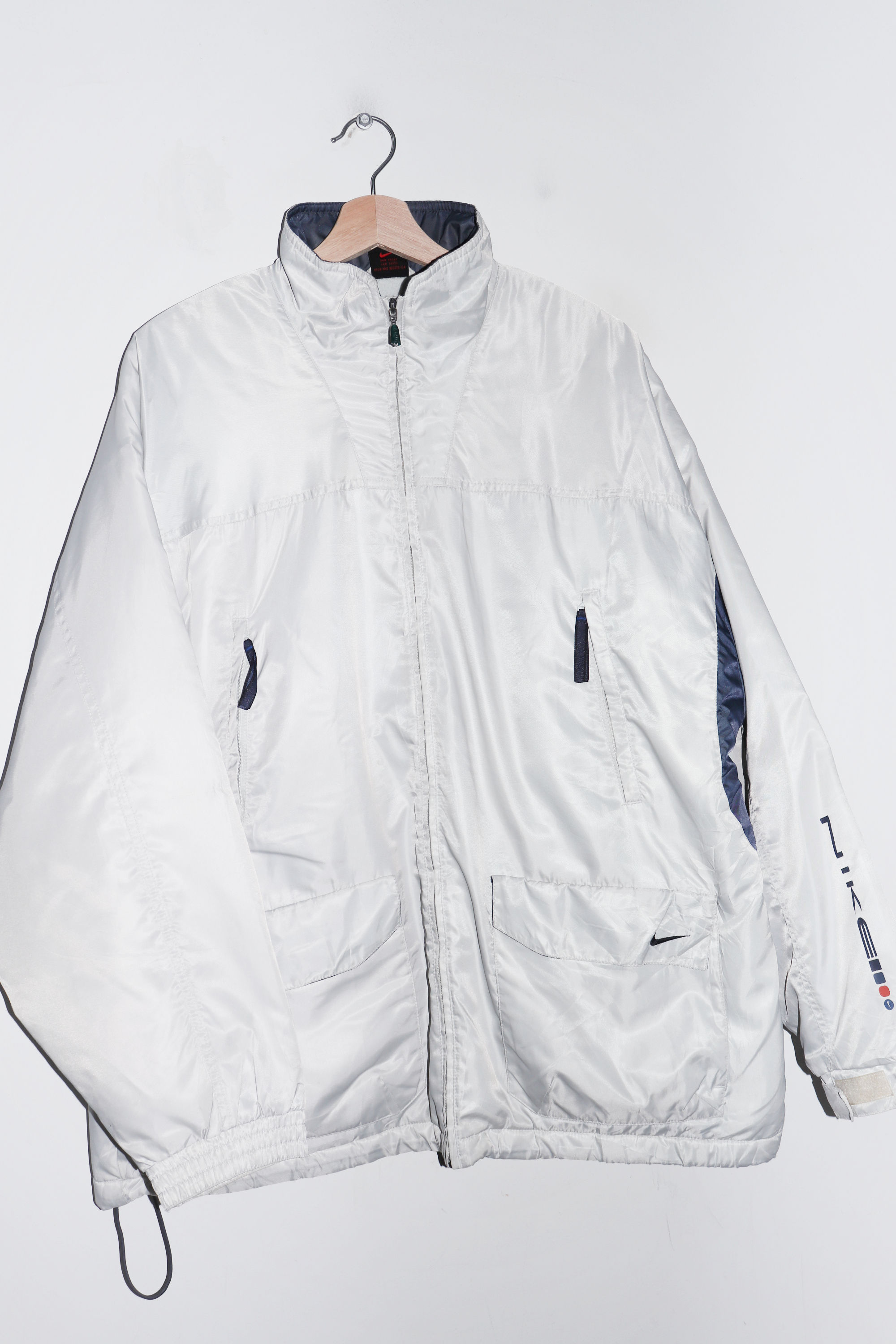 Vintage 90s Nike Spellout Thick Padded Fleece Lined Outerwear Jacket (L-XL)