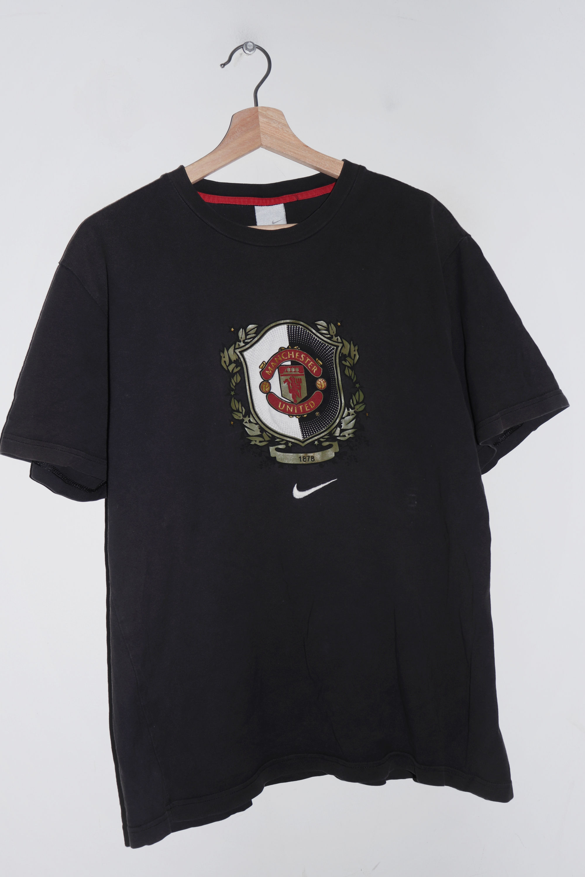 Vintage Nike Manchester United Centre Swoosh Graphic Tee (M-L)