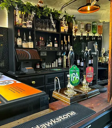 fox_in_abox-bar_03.webp
