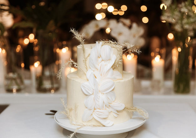 Elegant Wedding Cakes