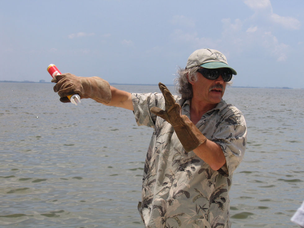 An AMSEA instructor explains how to launch a parachute flare.