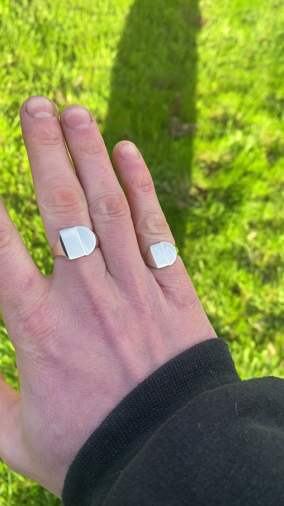 Thumbnail: Split Signet Ring