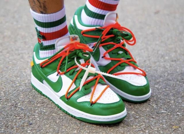 Thumbnail: Nike / Dunk / OFF-WHITE x Dunk Low 'Pine Green'
