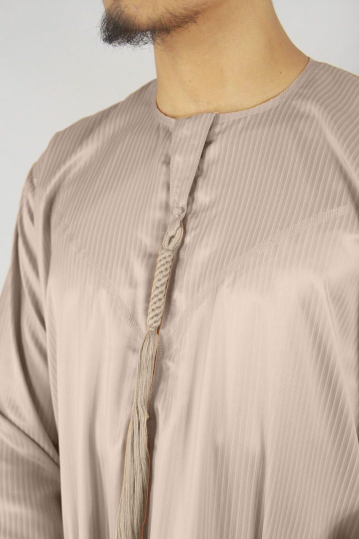 Thumbnail: Emarati Stripe Milo