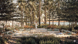 Sunken lounge with fire features