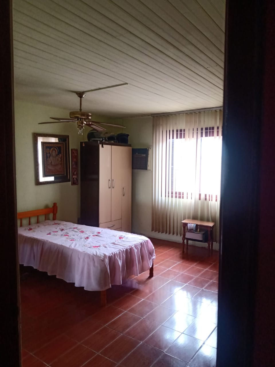 Miniatura: VENDE-SE CASA na Av. Vinte Quatro de Maio