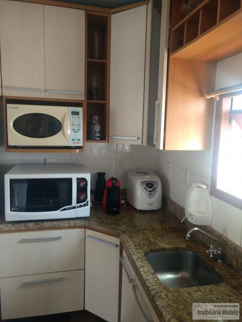Miniatura: VENDE-SE apartamento na Rua Professor Álvaro Alvim
