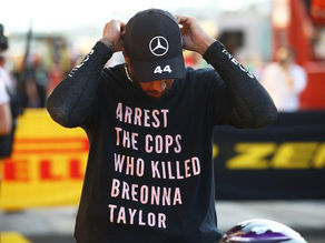 Hamilton wears “Arrest the cops who killed Breonna Taylor” T-shirt at Mugello, looking for justice