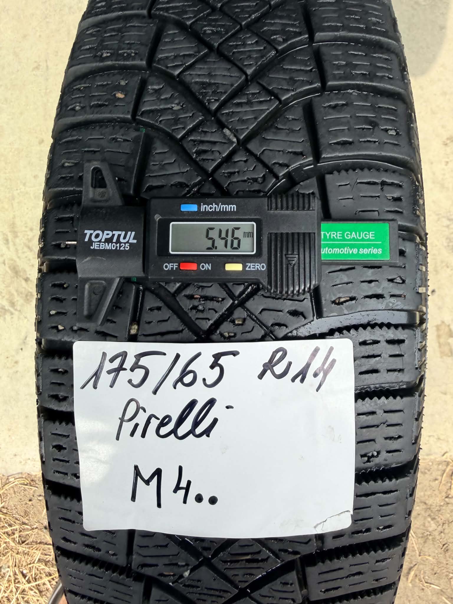 D6 1