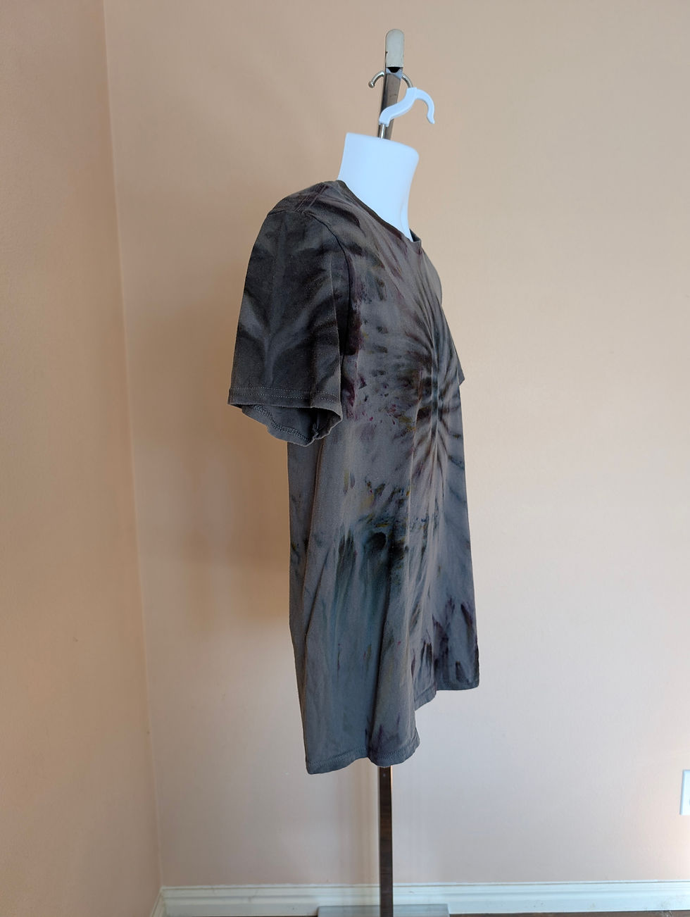 Thumbnail: Dark spiral Tee