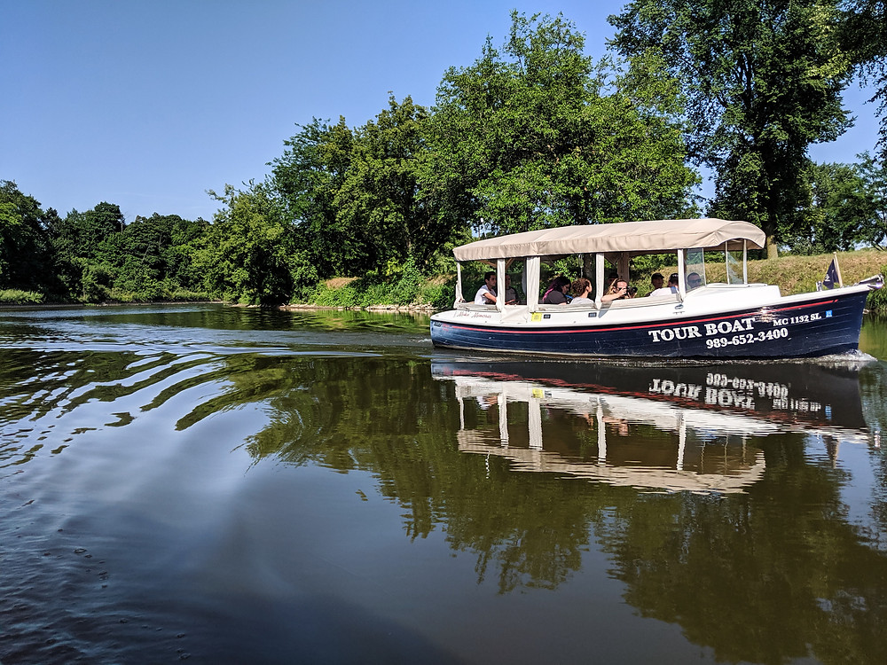 Frankenmuth Funships Tastings & Tours wine and chocolate river cruise in Frankenmuth, Michigan.