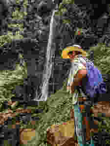 Watching climbers in Jardin, Colombia.
