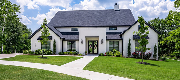 Exterior front 01.jpg