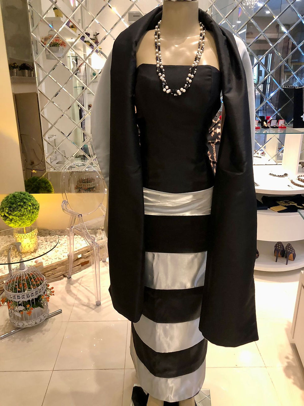 Vestido de Festa Cetim Prata / Preto Luxo