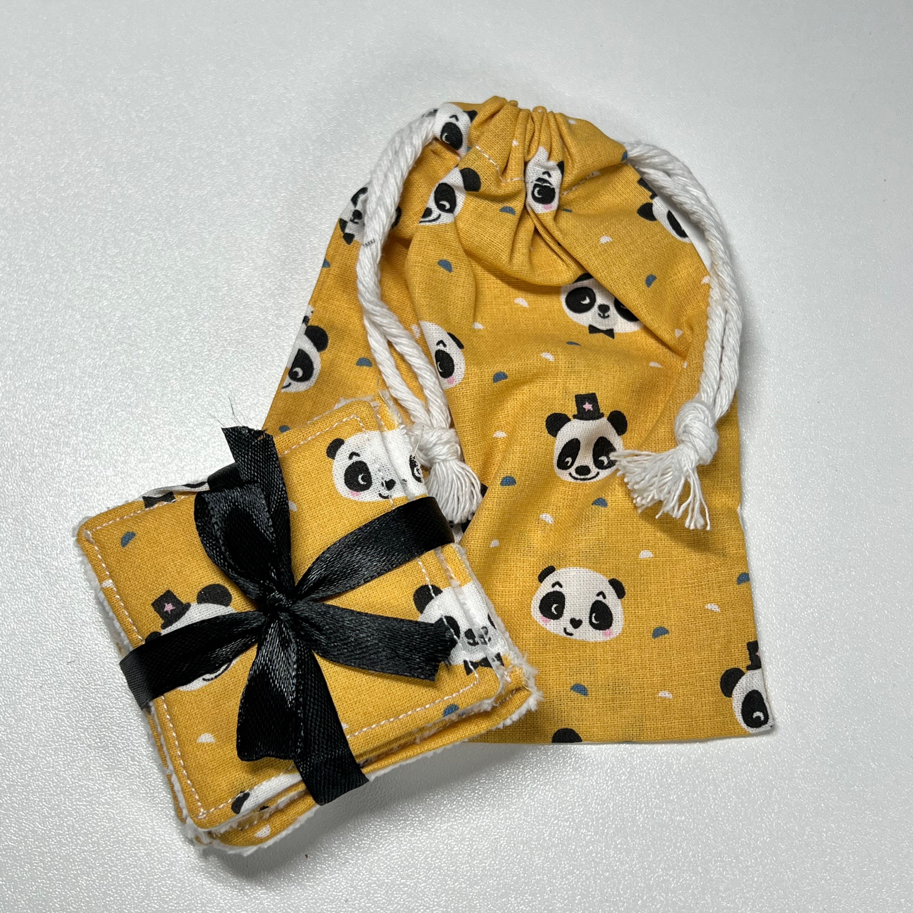 Ensemble de cotons lavables et pochette