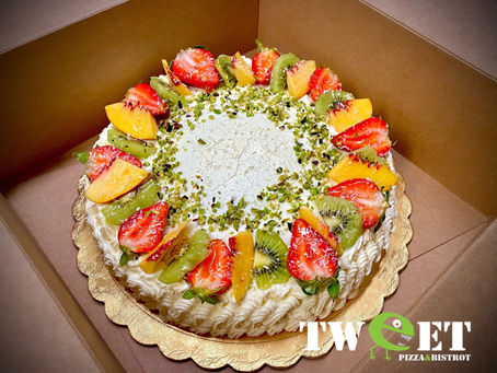 "Le Nostre Deliziose Torte al Tweet Pizza & Bistrot"