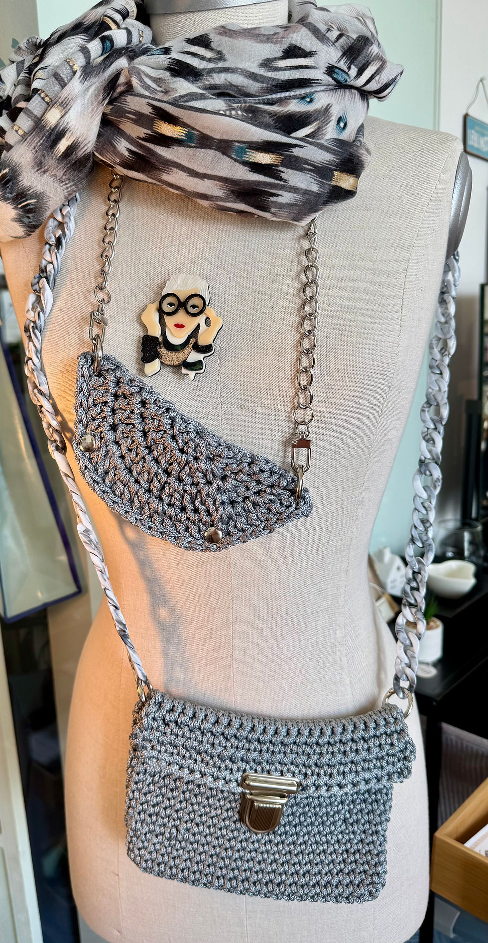 Miniaturbild: Handgemachte Tasche, perfekt für dein Handy, hochwertig + Brillenetui 