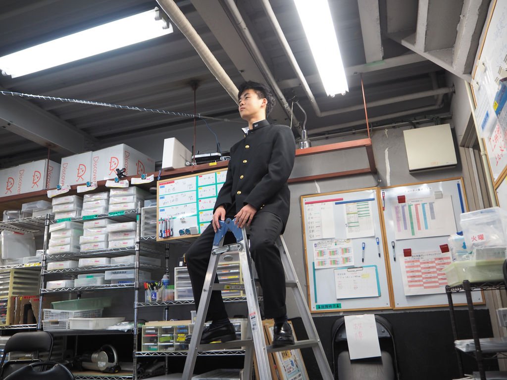 Brown University イ グスティ ングラ ユウキ 本名