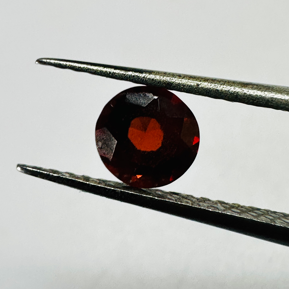 Thumbnail: GARNET  ROUND 4.9MM  0.56CTS  RED