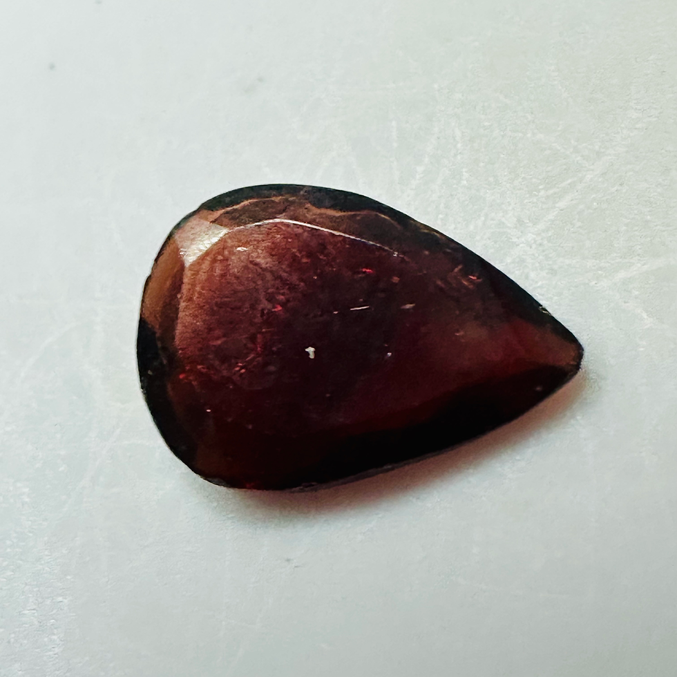 Thumbnail: GARNET PEAR 11.9MMX9MM  3.29CTS  DEEP RED