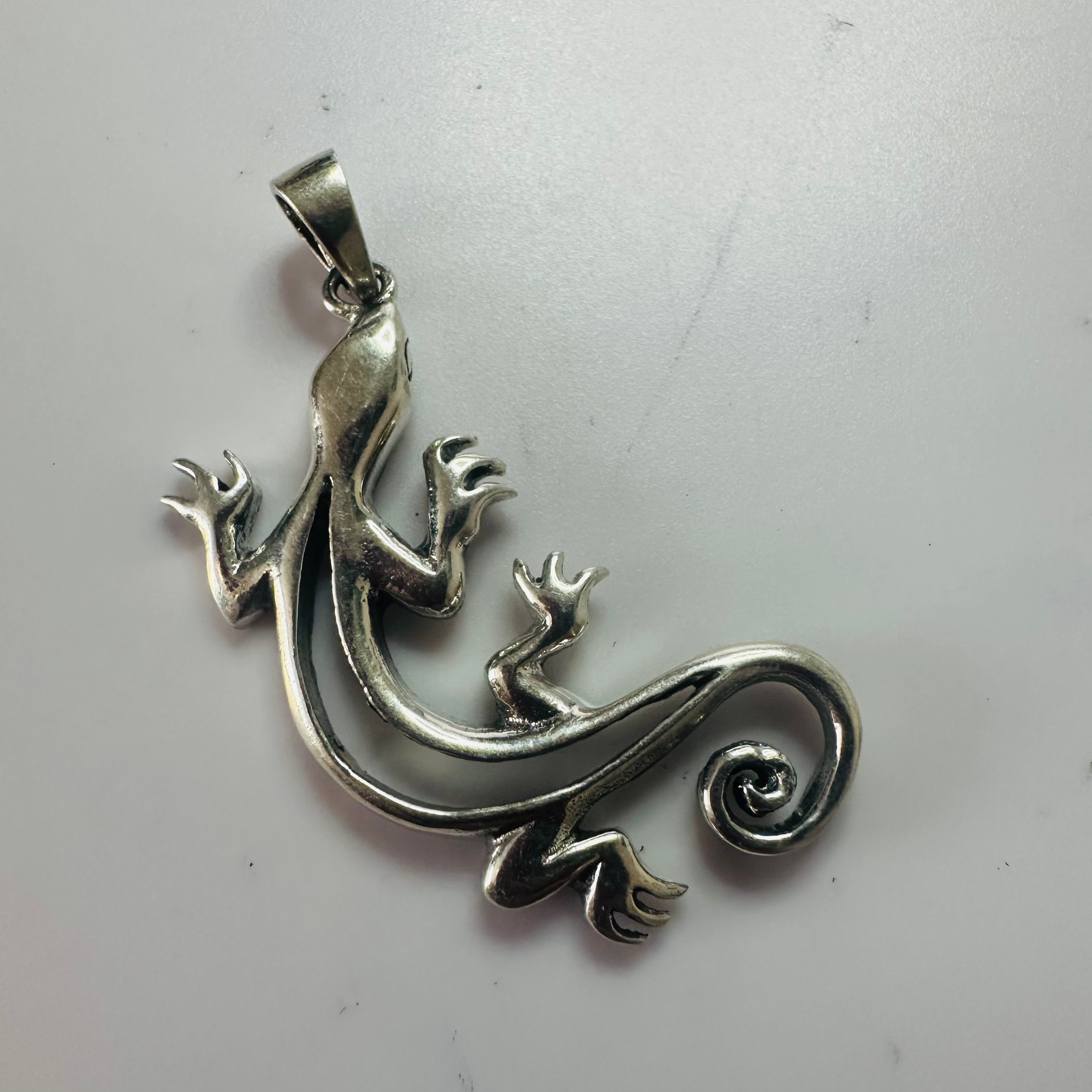Sterling silver salamander pendant 40mm  5.4g