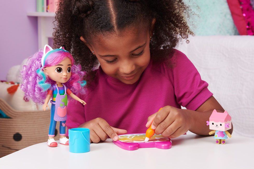 Miniatură: GABBYS DOLLHOUSE PAPUSA GABBY SI SET DE CREATIE