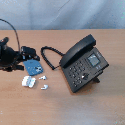 phone_robot.gif