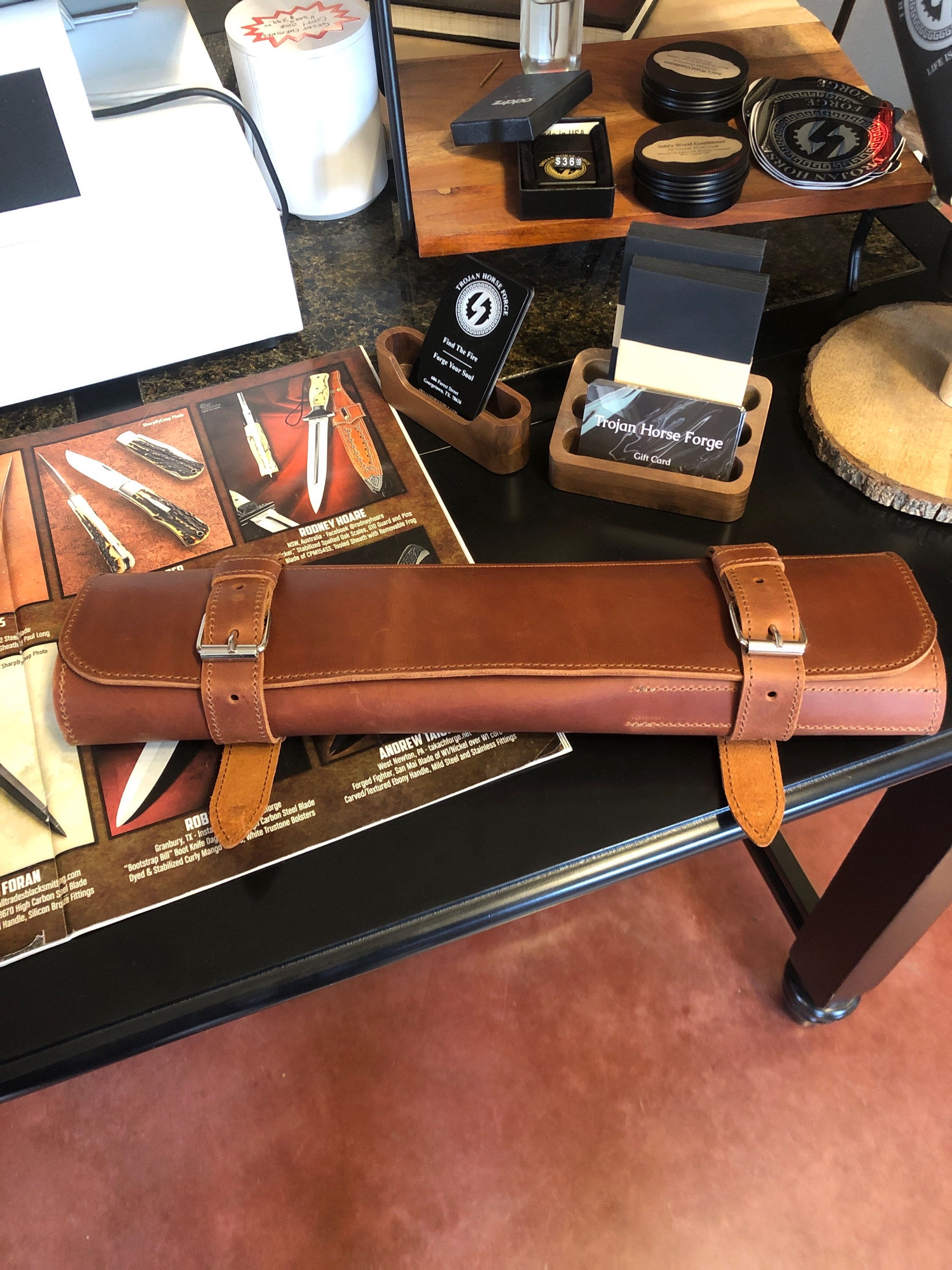 3 knife roll caramel