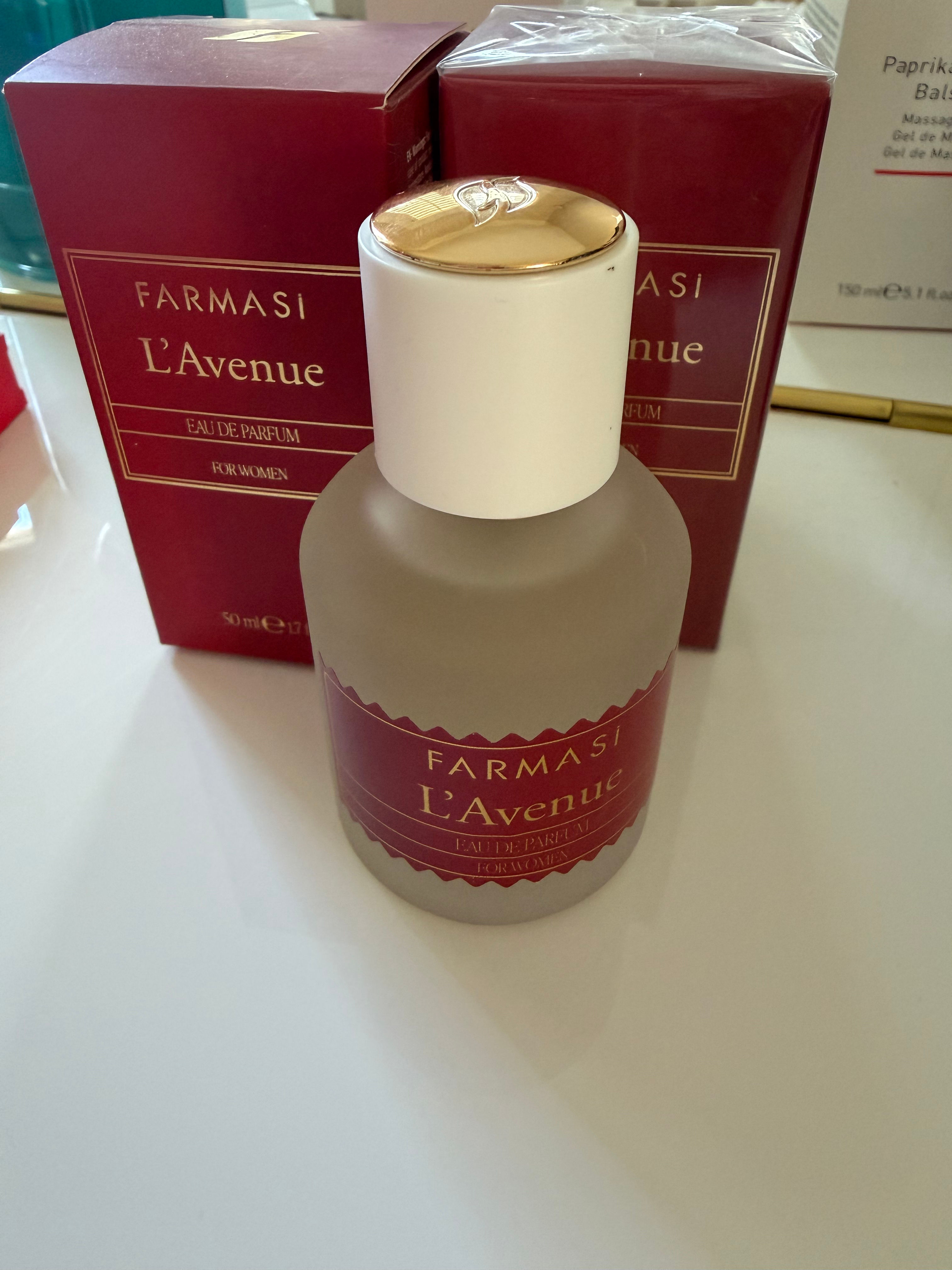 L’Avenue Perfume