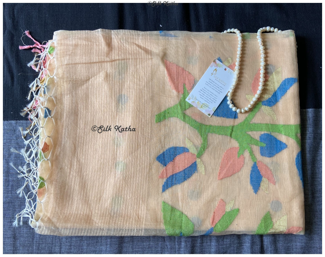 Peach and Pink  Handwoven Pure Muslin Jamdani Bengal Saree