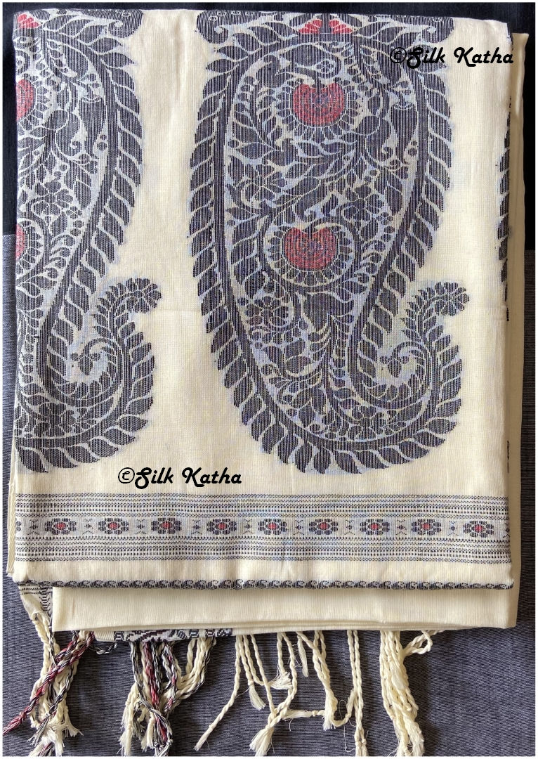 Thumbnail: Off White  Assam Khadi Handwoven Bengal Saree with Paisley Motifs on Pallu