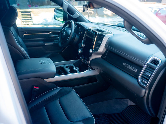 Interior Calgary car detailing 